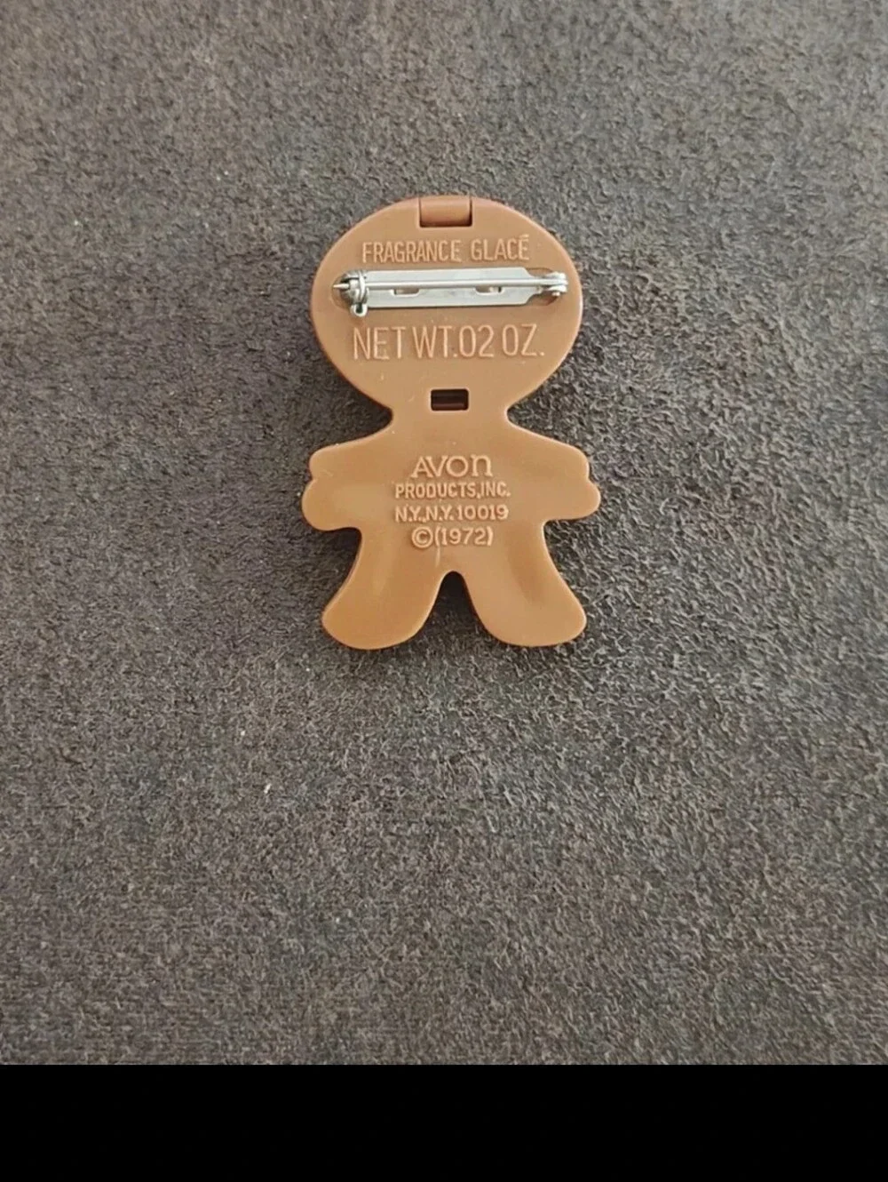 1972 Avon Gingerbread Man Pin Pal Fragrance Glacé Brooch Pin.